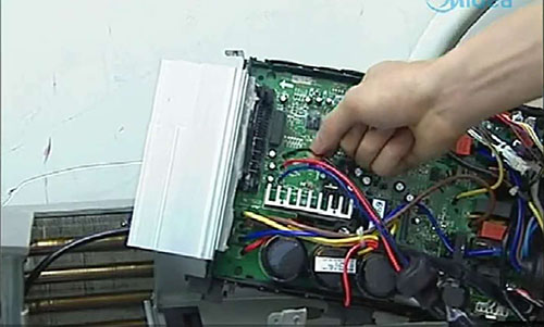 雷州美的空调电话是多少